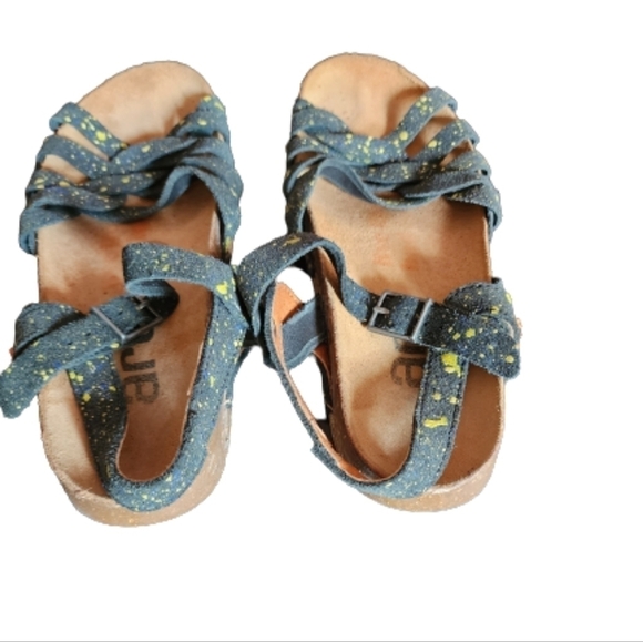 The art company blue sandal splatter yellow paint size 38 - Picture 3 of 4